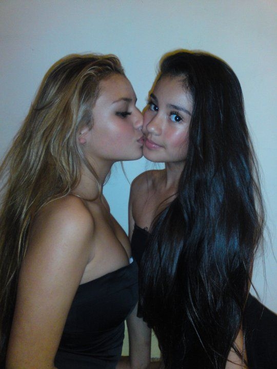 Beautiful Lesbian Sisters