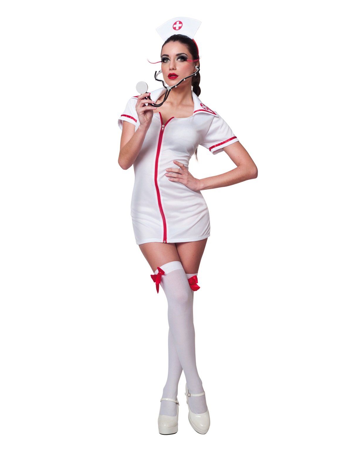В латексном костюмчике медсестры