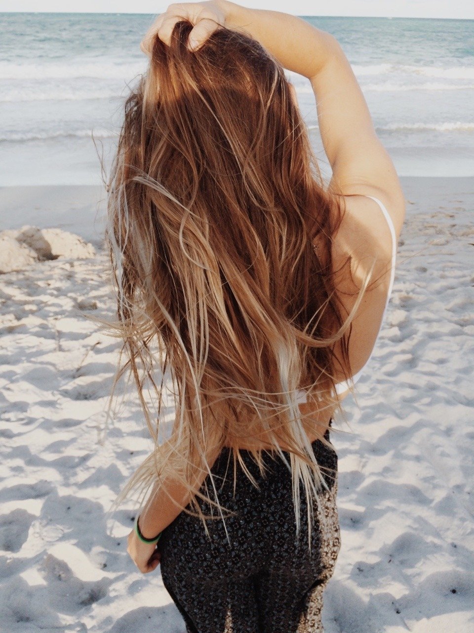 Красивые девушки русые волосы со спины