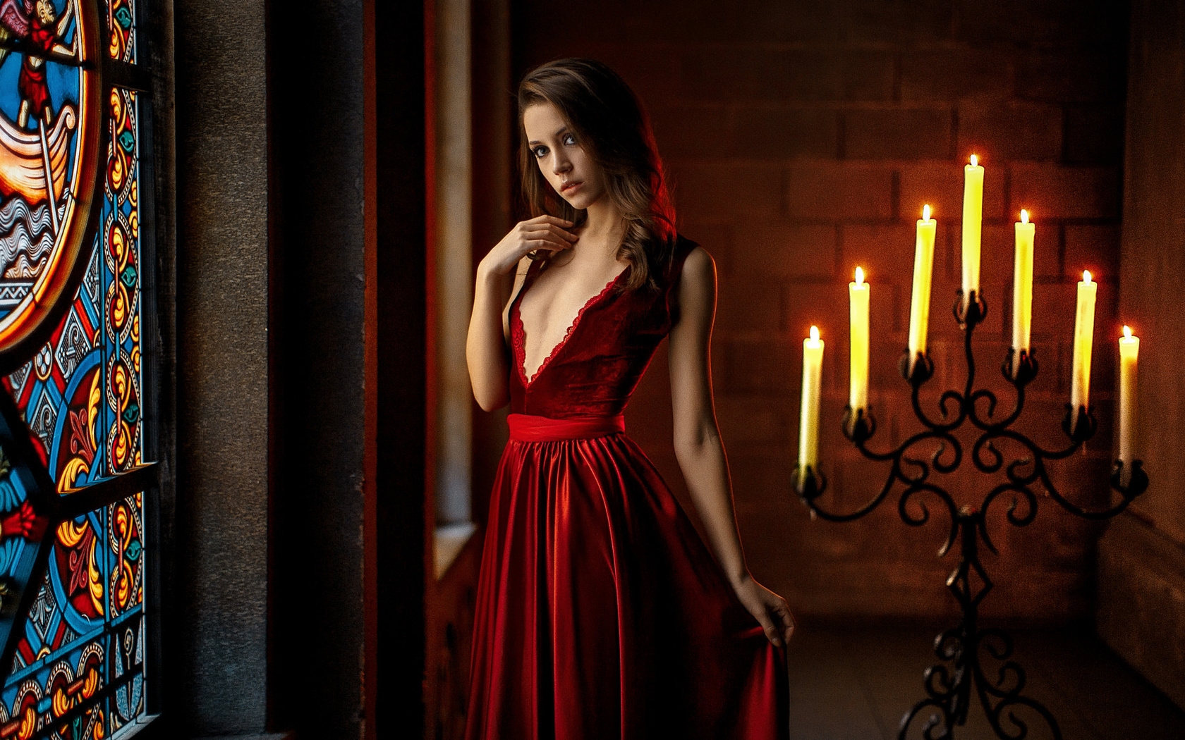 Красное Платье В Церковь