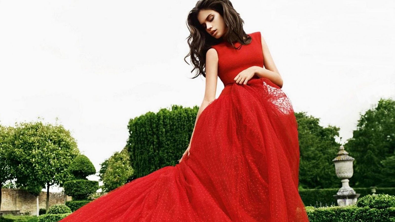 Красное Платье Нужно