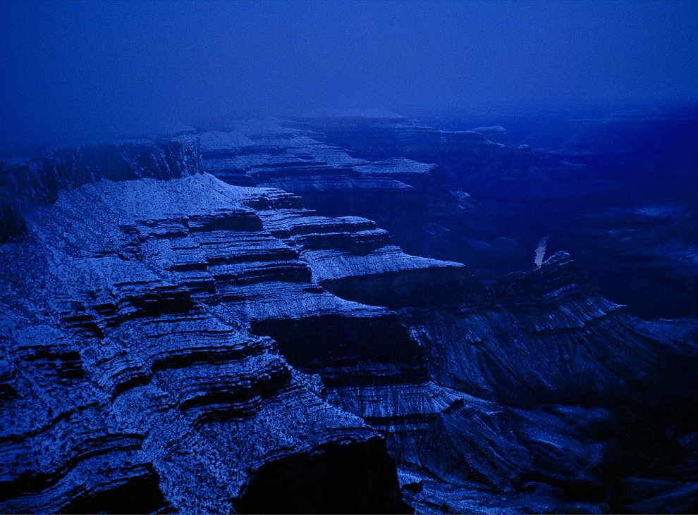 Фото в синих тонах