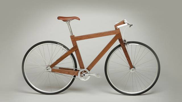 Велосипед из дерева