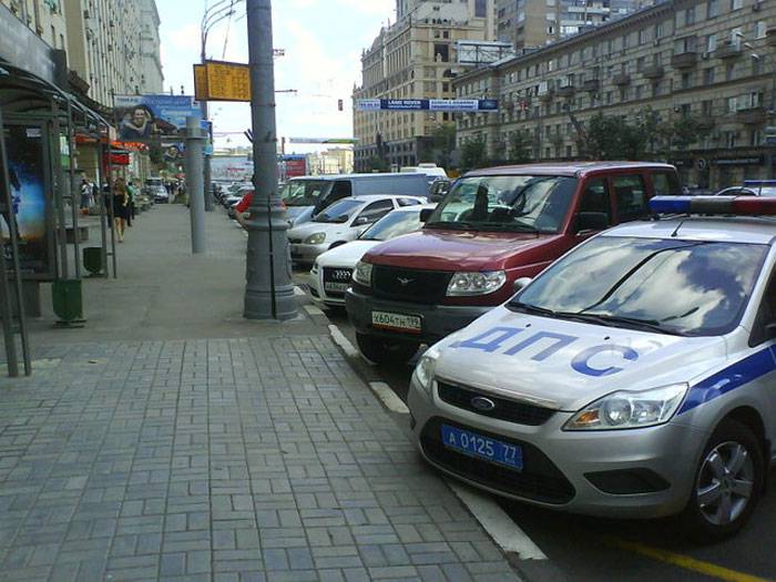 Проблема пробок в Москве (4 фото)