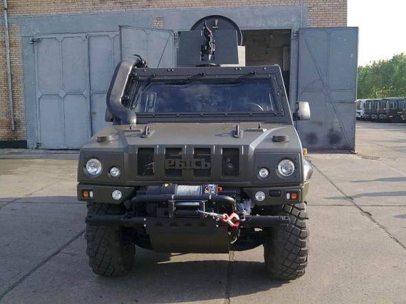Автомобиль защищенный "Рысь" (IVECO 65E19WM)