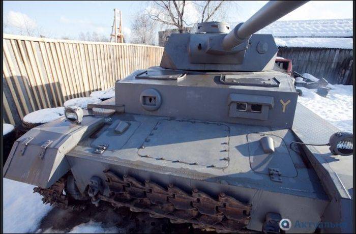 Житель Свердловской области построил танк своими руками (12 фото)