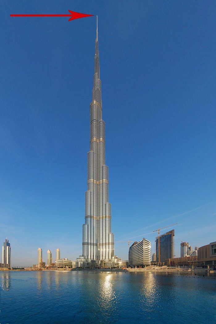 Потрясающий снимок с небоскреба Бурдж-Халифа