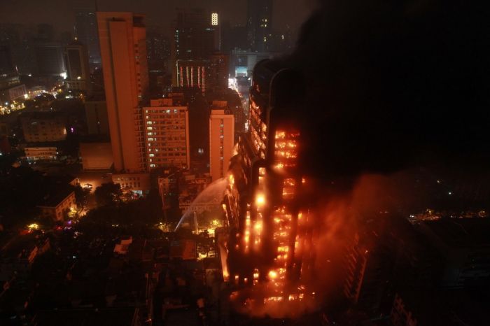 Редкие кадры пожара в Китае