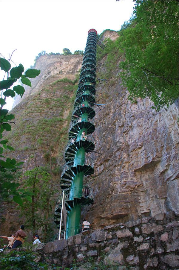 Самая высокая лестница в Китае