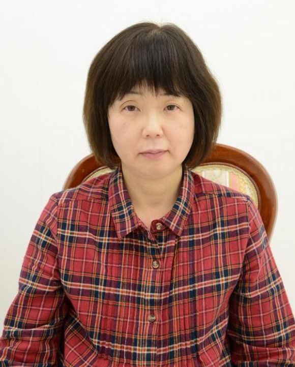 54-летнюю женщину превращаем в аниме-няшу