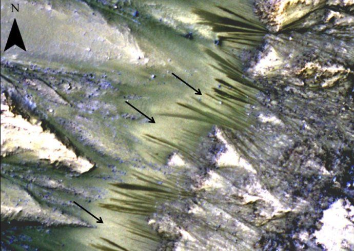 На Марсе обнаружили признаки воды