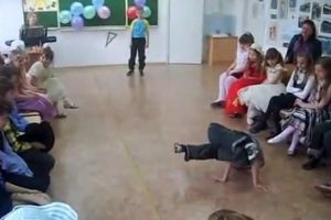 Маленькие брейкдансеры