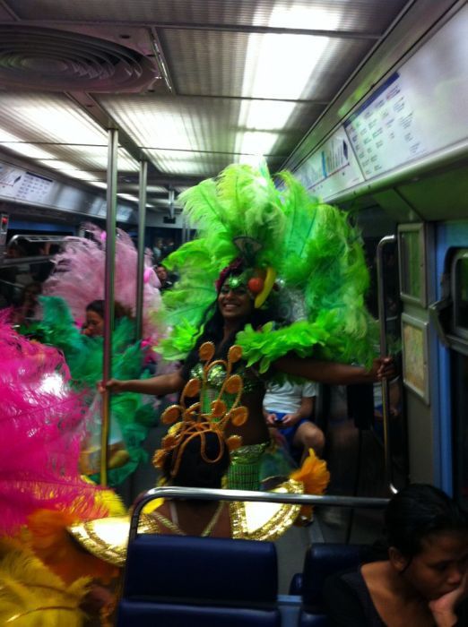 Беспощадная мода в метро