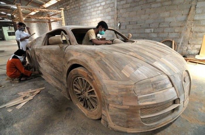 Копия Bugatti Veyron из дерева