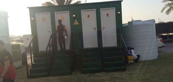 Как выглядит общественный туалет в Дубае