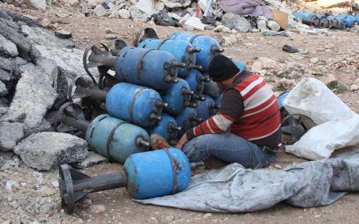 Самодельный реактивный миномет боевиков из Сирии