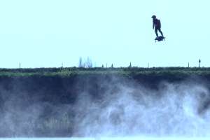 Настоящая летающая доска "Flyboard Air"