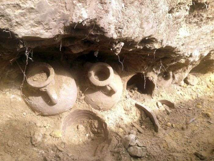 Древний клад обнаруженный испанскими строителями