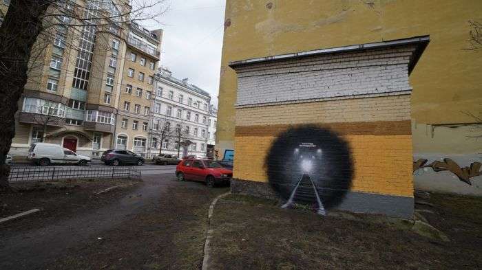 Граффити в память о жертвах теракта  в Санкт-Петербурге