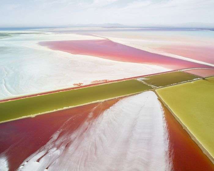 Красивые соляные поля Австралии и Северной Америки с высоты птичьего полета