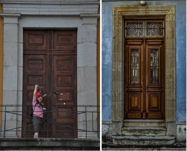 Для чего в старинных зданиях Санкт-Петербурга делали такие огромные двери?