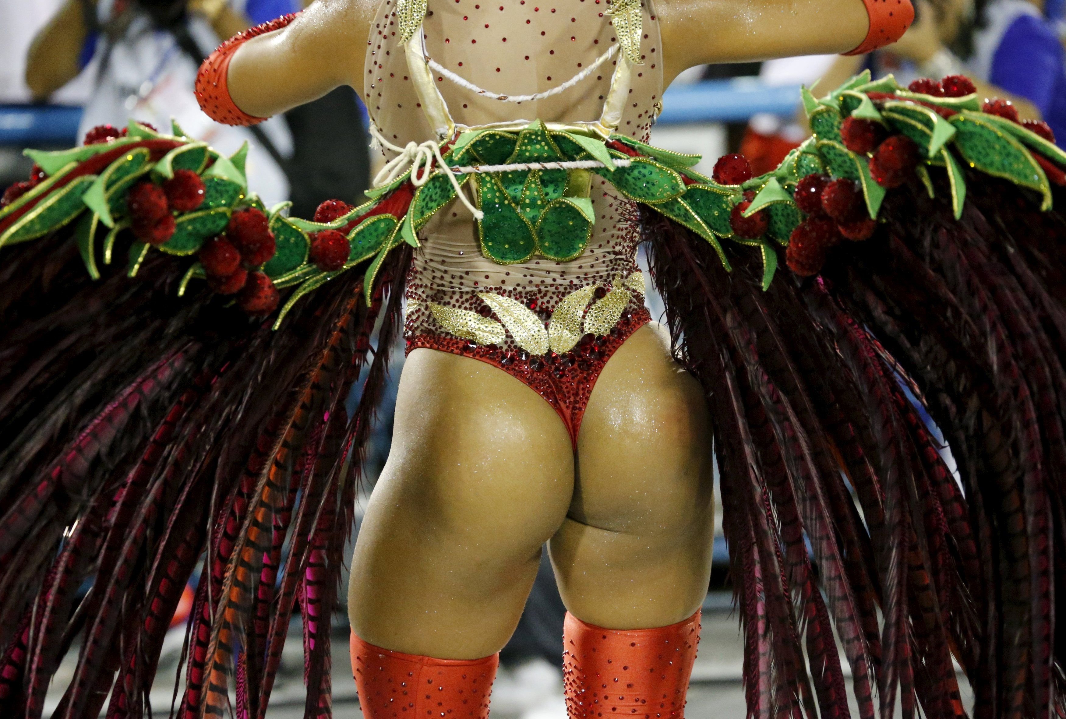 Самая красивая жопа на карнавале в рио