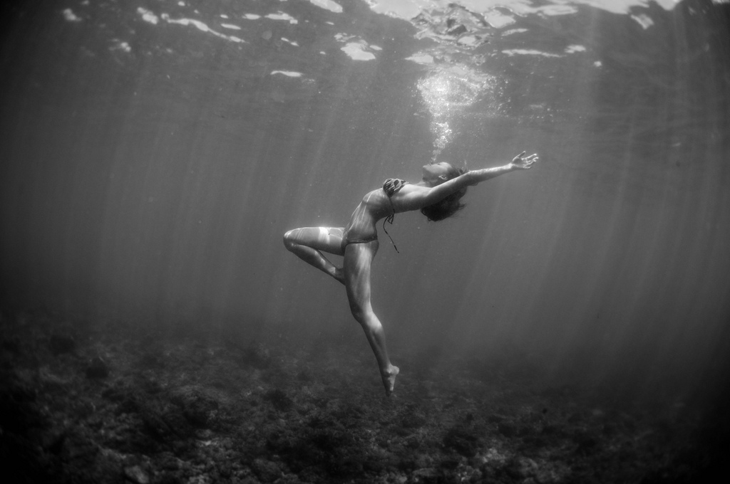 Девушки под водой (61 фото) .