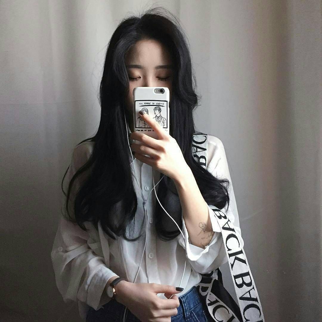 Кореянки с длинными черными волосами