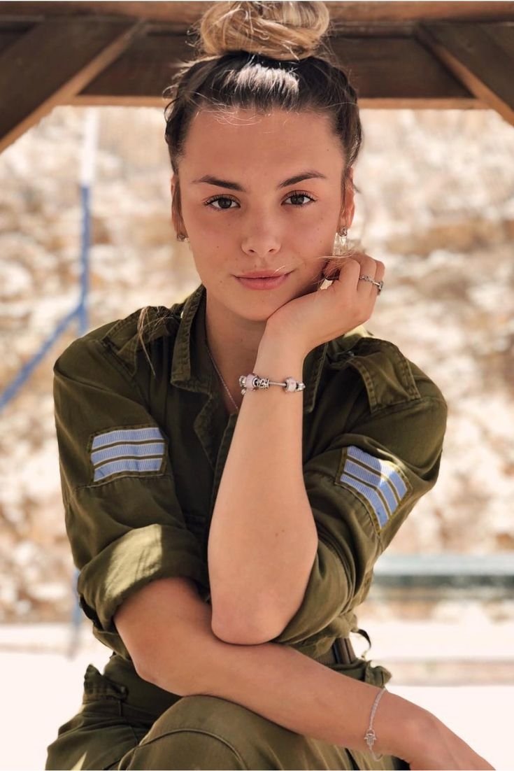 Красивые девушки израильской армии (78 фото) .