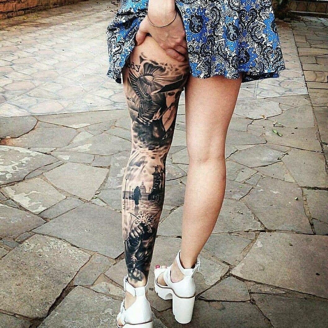 Татуированные женские ножки