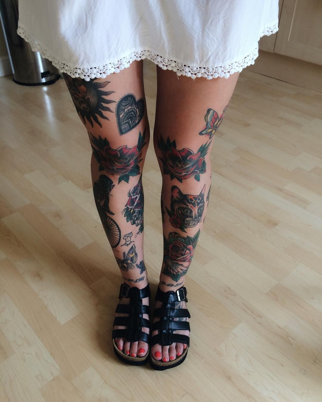 Традиционные тату на ногах