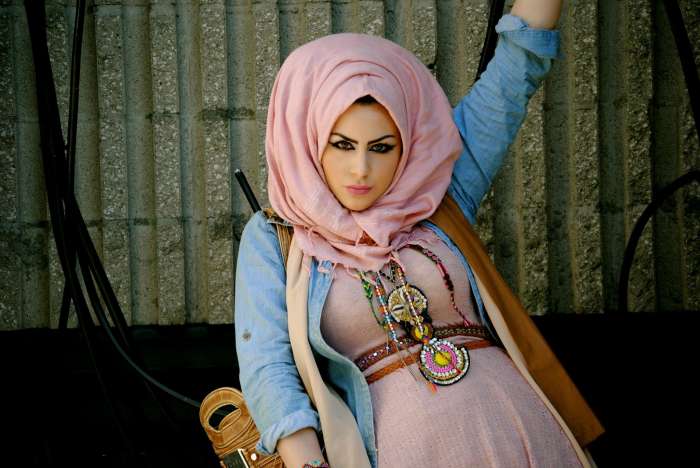 Красивые девушки в хиджабе (54 фото)