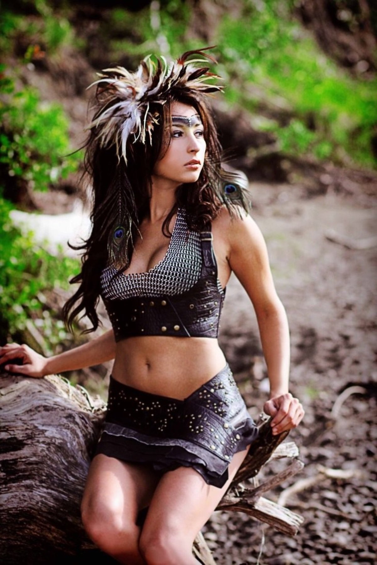 Дикарки. Роксана Амазонка. Амазонка Амазонка женщина. Фотосессия в стиле амазонки. Амазонка девушка красивая.