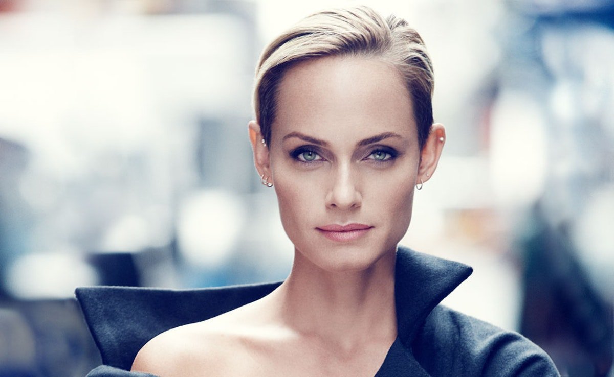 Amber Valletta