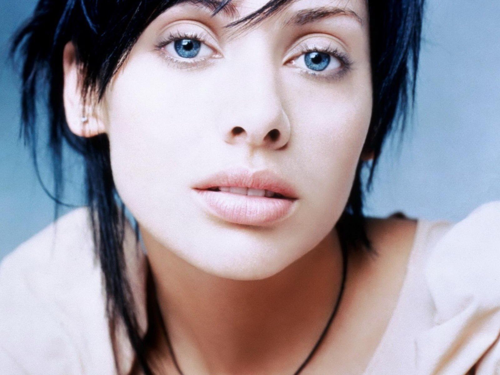 Natalie imbruglia torn перевод