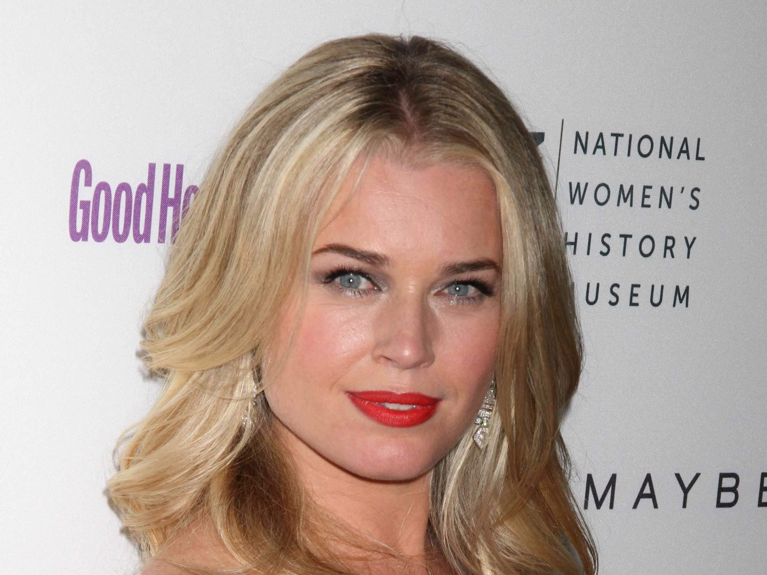 Rebecca romijn measurements