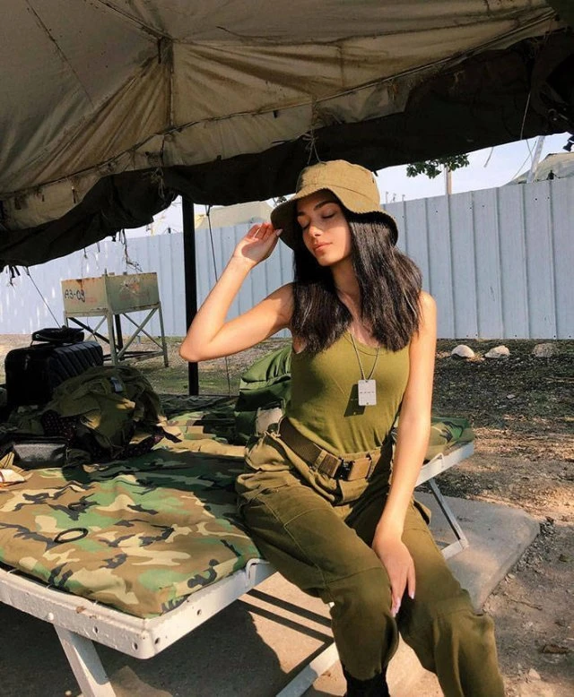 Девушки из израильской армии (15 фото)