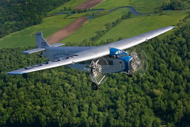 Необычная крылатая машина: как Генри Форд попытался покорить небо