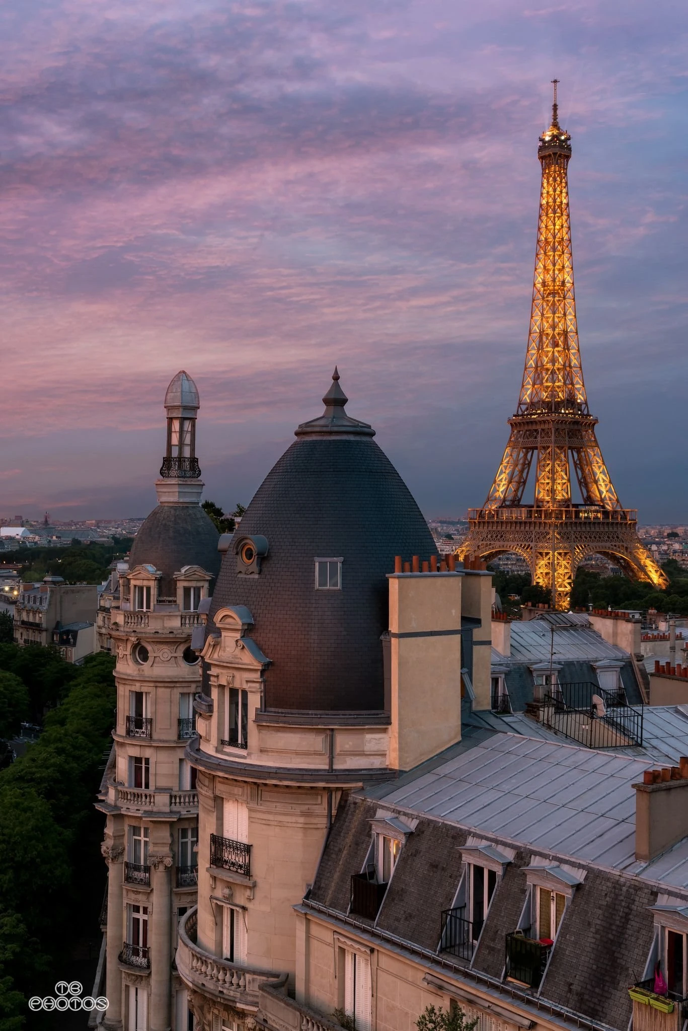Окрестности парижа. Франция. Лувр и Эйфелева башня. Французские доспремичательности. Достромечательности Париж.