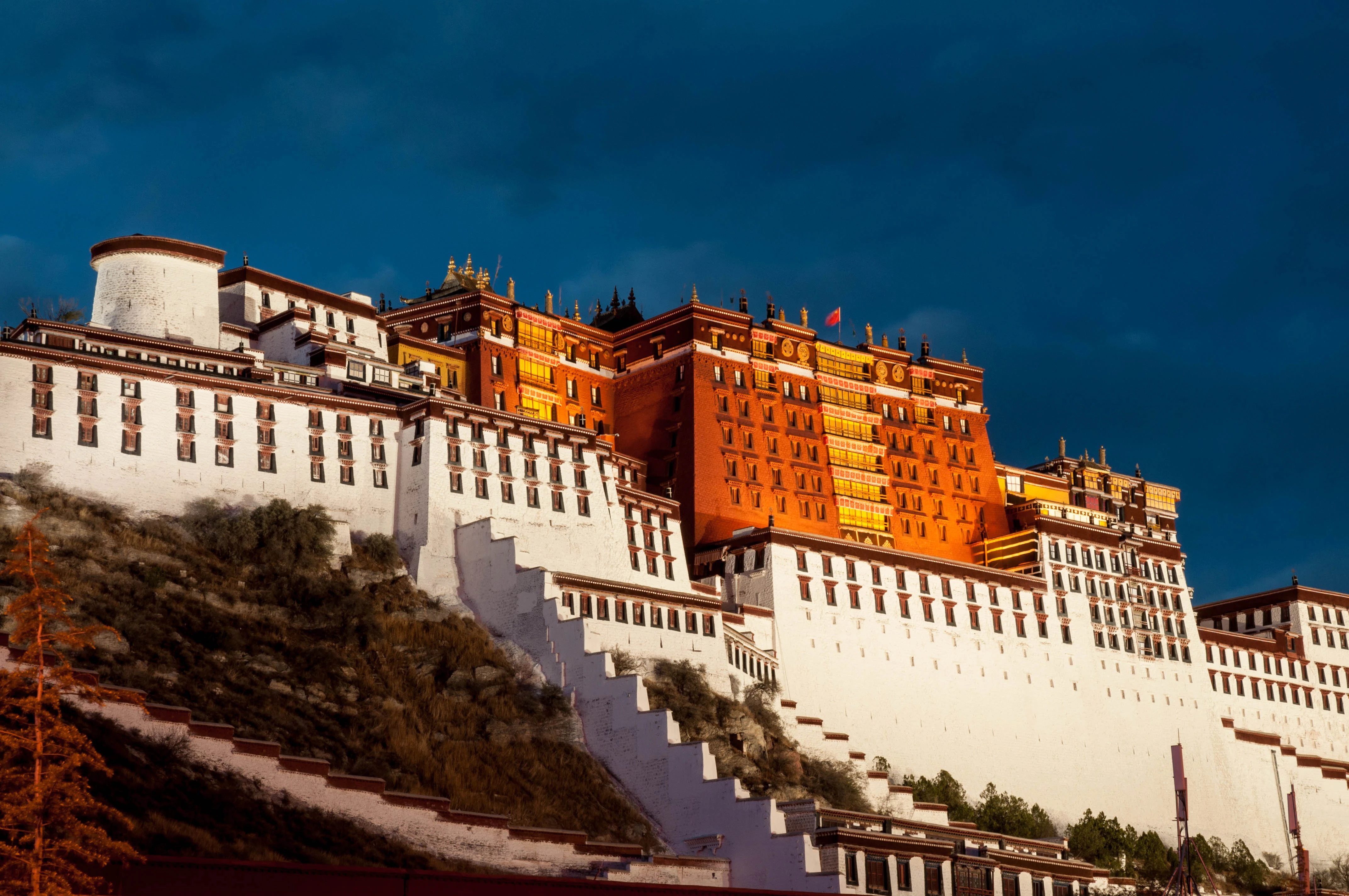лхаса столица тибета